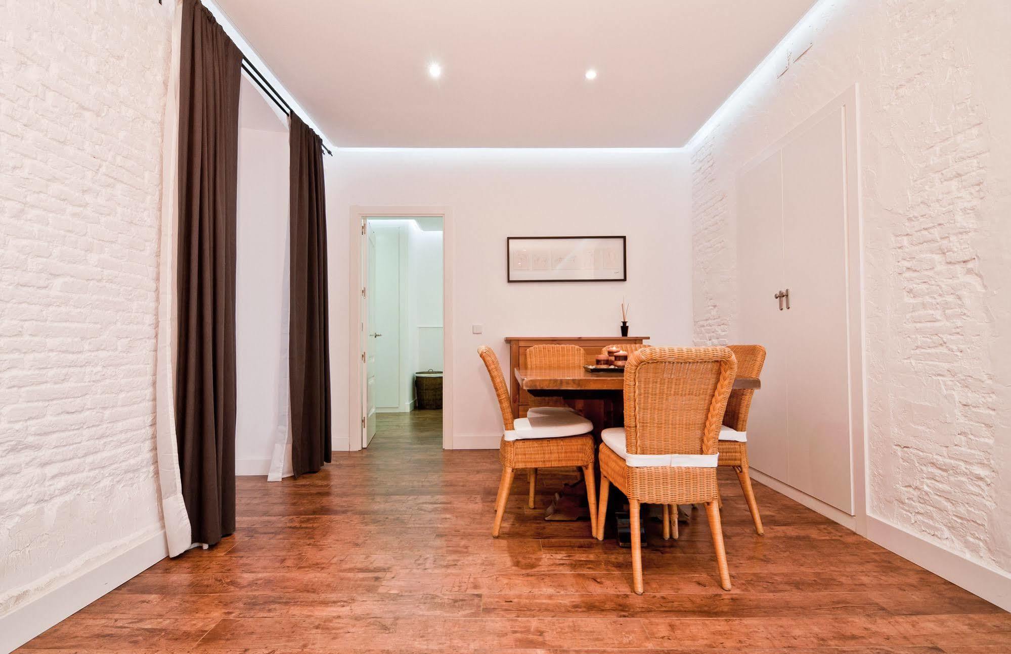 Apartamento Retiro มาดริด ภายนอก รูปภาพ